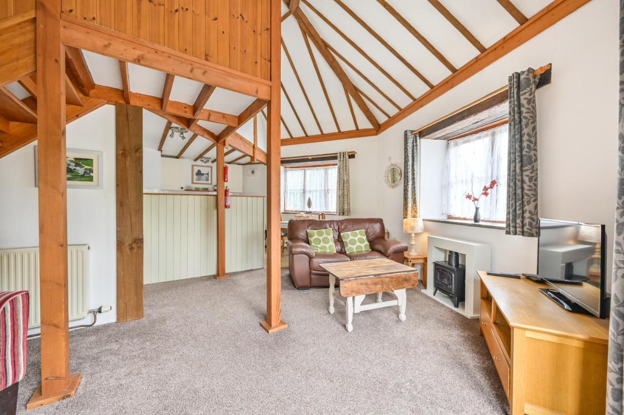 Polean Farm Cottages - With Free Animal Feeding And Pony Rides And Free Access To A Nearby Pool Looe Exterior foto