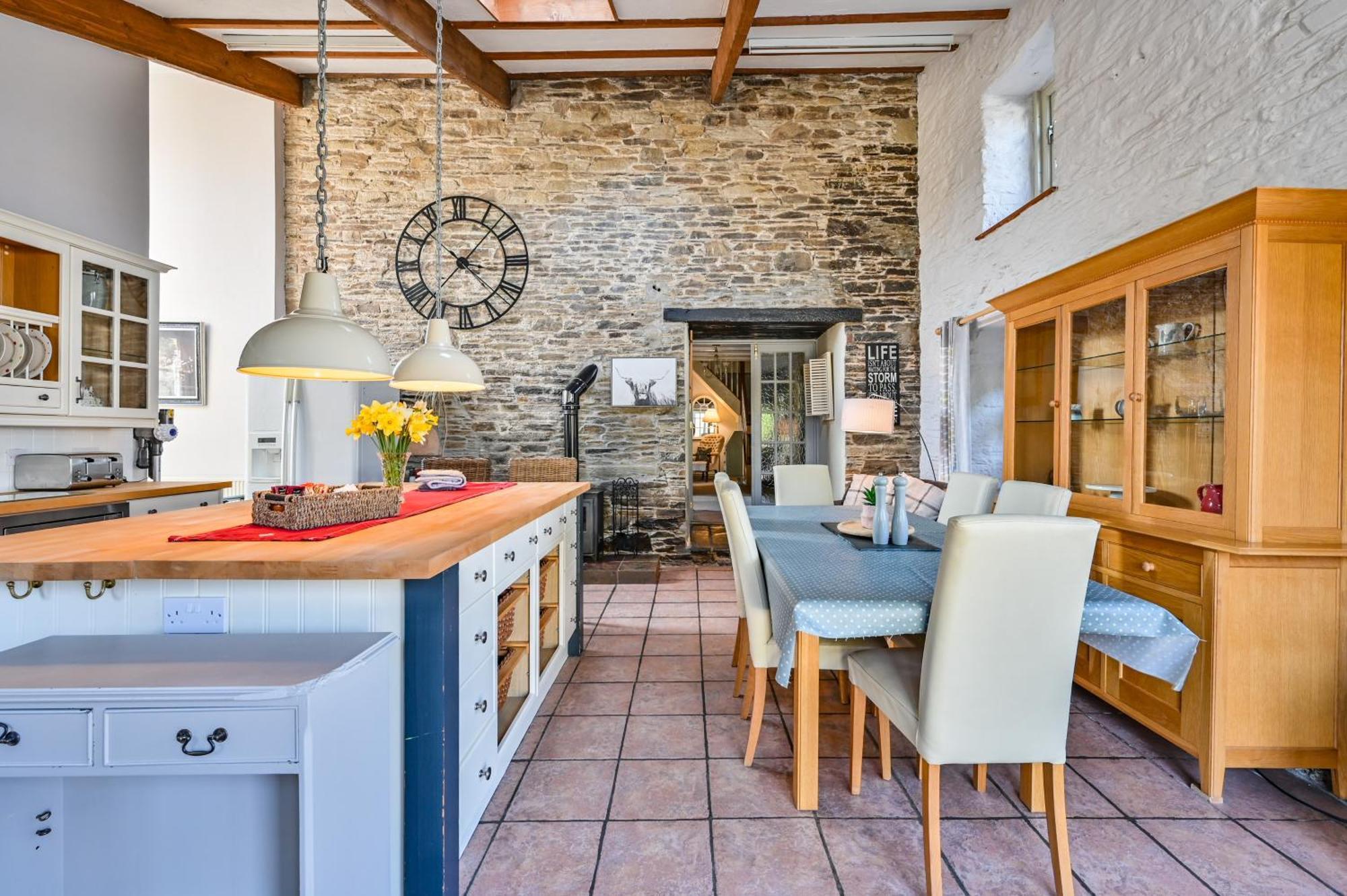 Polean Farm Cottages - With Free Animal Feeding And Pony Rides And Free Access To A Nearby Pool Looe Exterior foto