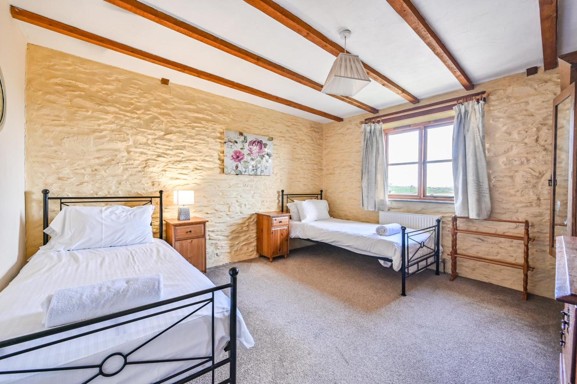 Polean Farm Cottages - With Free Animal Feeding And Pony Rides And Free Access To A Nearby Pool Looe Quarto foto