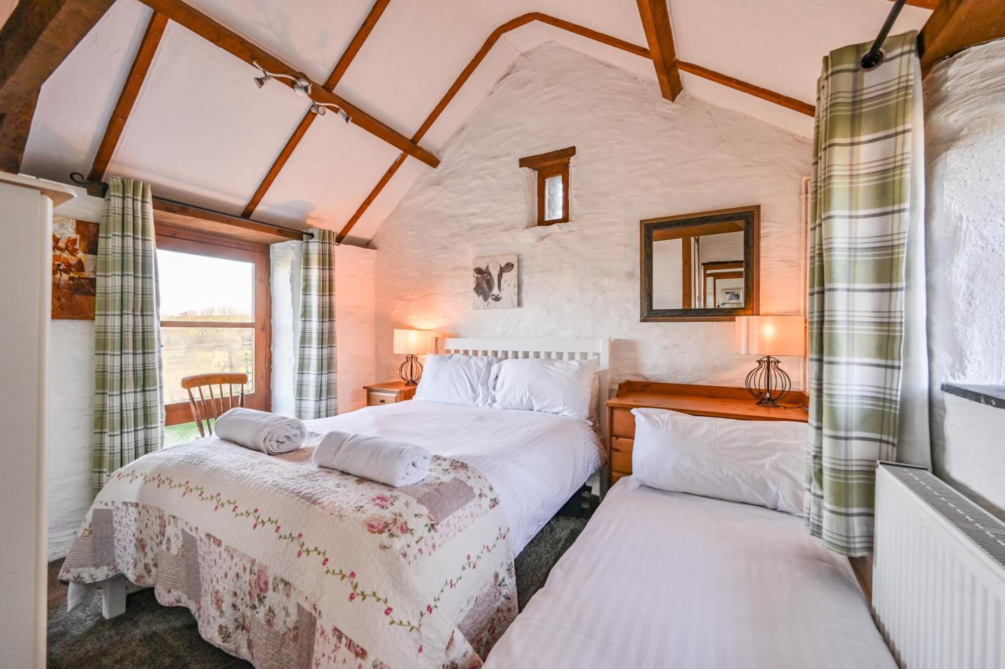 Polean Farm Cottages - With Free Animal Feeding And Pony Rides And Free Access To A Nearby Pool Looe Quarto foto