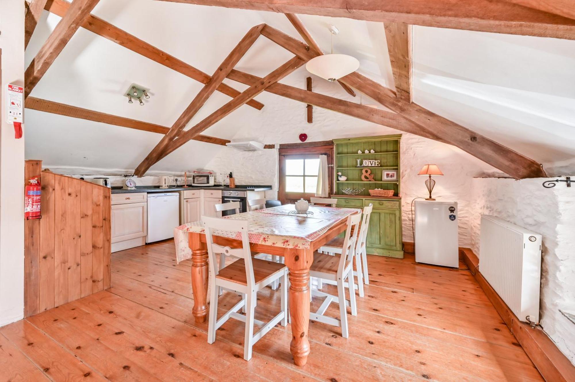 Polean Farm Cottages - With Free Animal Feeding And Pony Rides And Free Access To A Nearby Pool Looe Quarto foto
